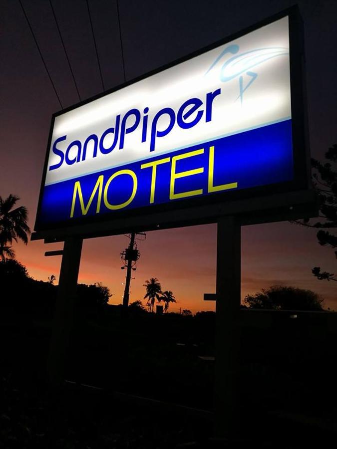 แซนด์ไพเพอร์ โมเทล Hotel Grasstree Beach ภายนอก รูปภาพ